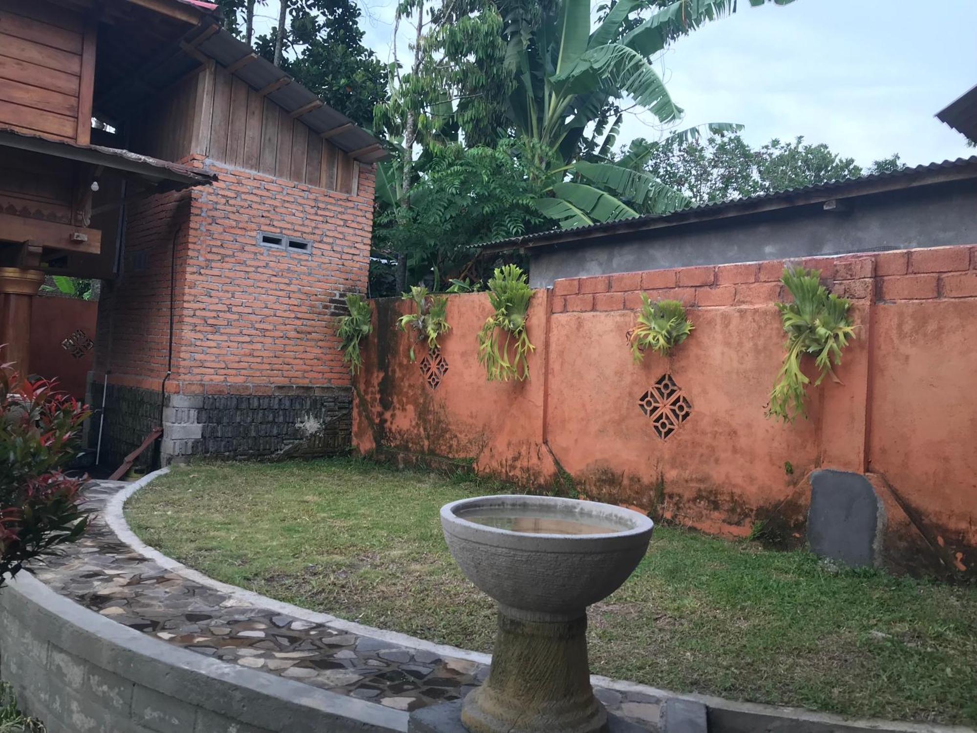 Bello Bungalow Batukliang 外观 照片