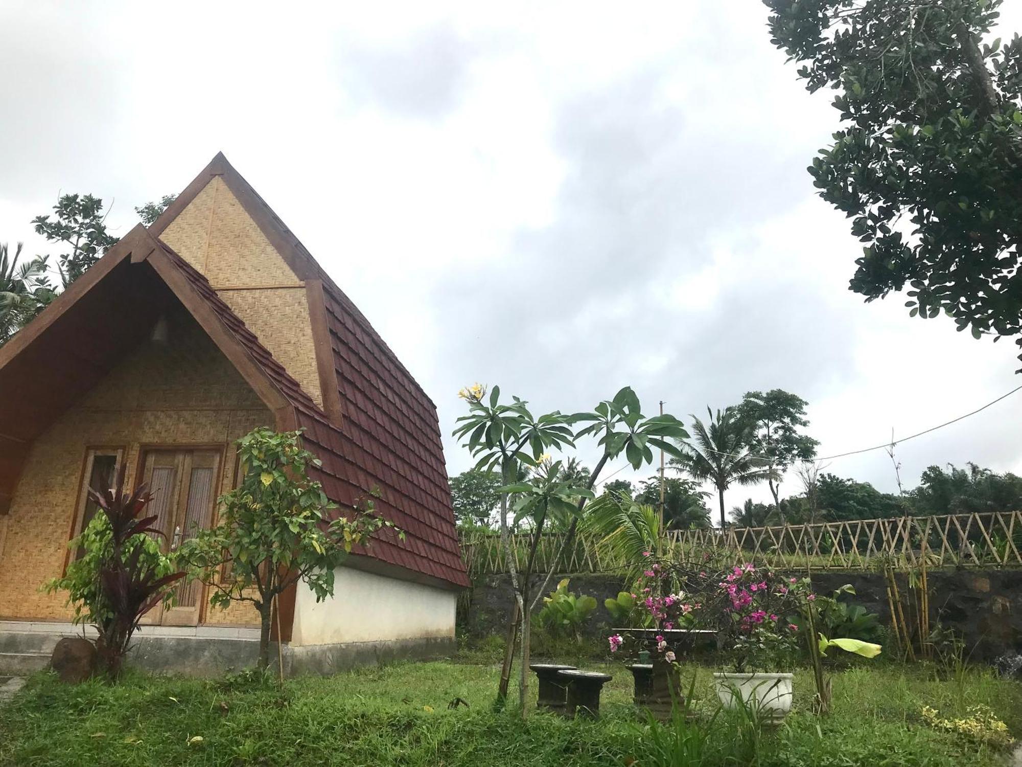 Bello Bungalow Batukliang 外观 照片